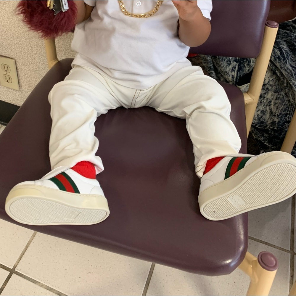 Authentic Gucci sneaker new